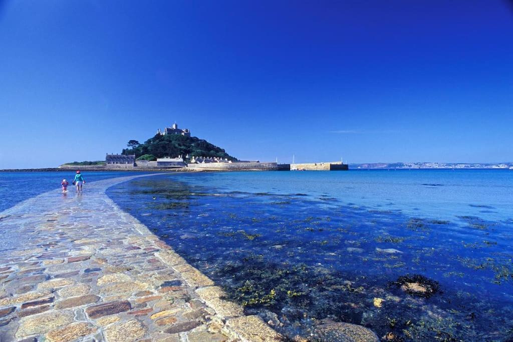 3-Bedroom Bungalow With Parking, Goldsithney, Penzance, Cornwall Perranuthnoe 외부 사진