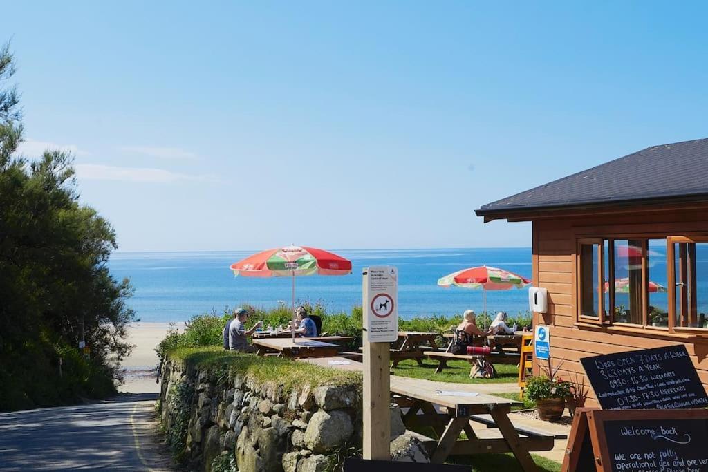 3-Bedroom Bungalow With Parking, Goldsithney, Penzance, Cornwall Perranuthnoe 외부 사진